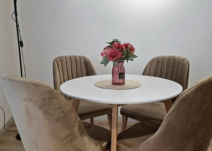 19th Floor Luxury With Pool, Parking * Skopje