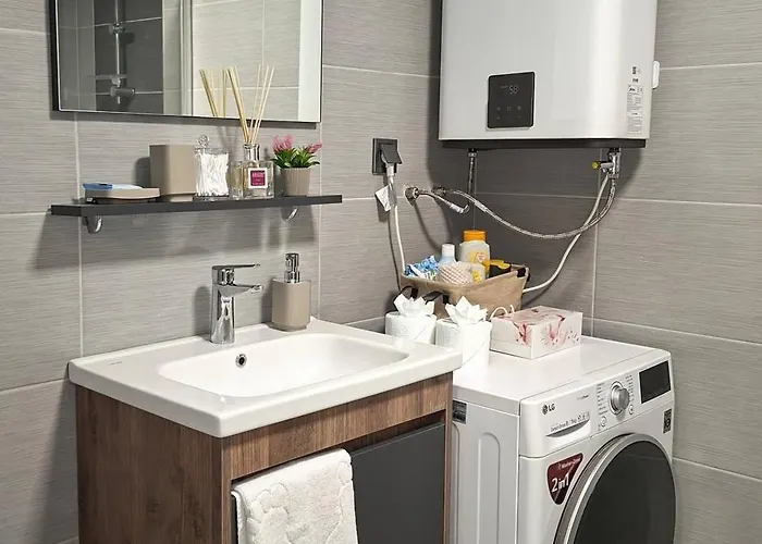 Apartament 19th Floor Luxury With Pool, Parking Skopje