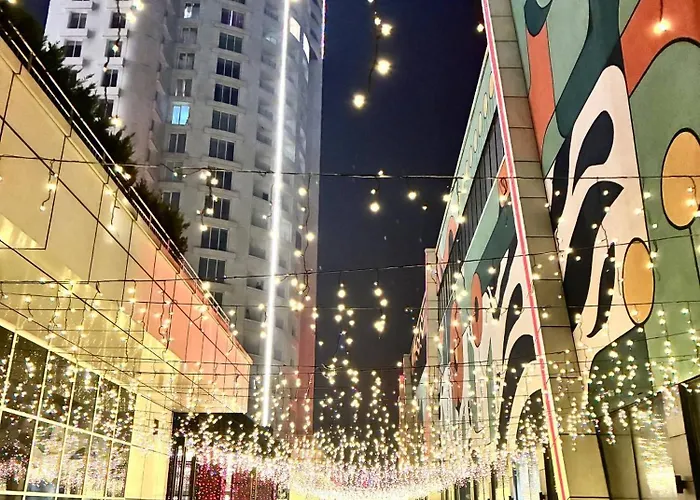 19th Floor Luxury With Pool, Parking *